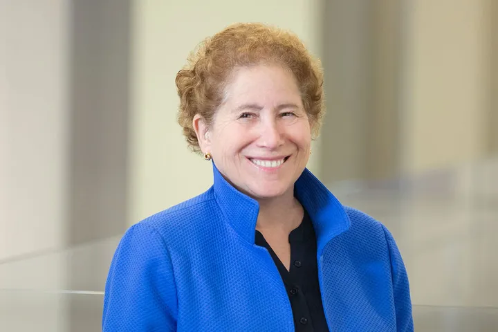 Nancy Worth